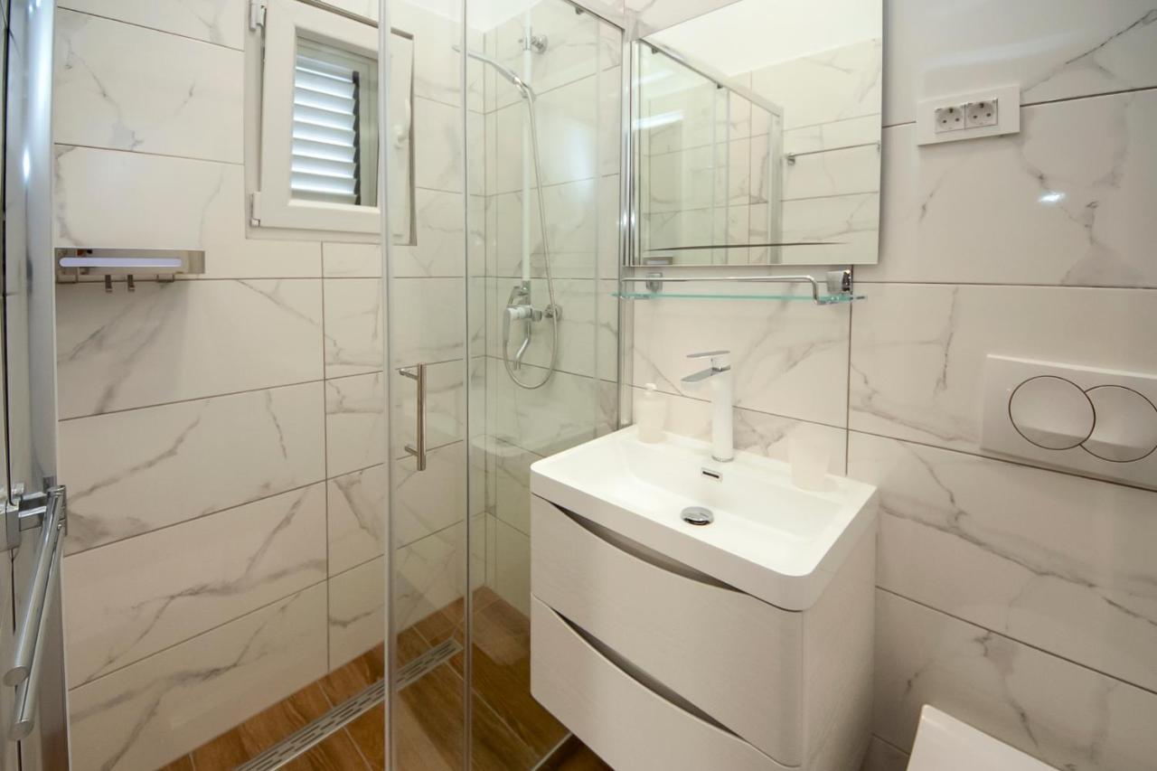 Apartments4You Vodice Luaran gambar