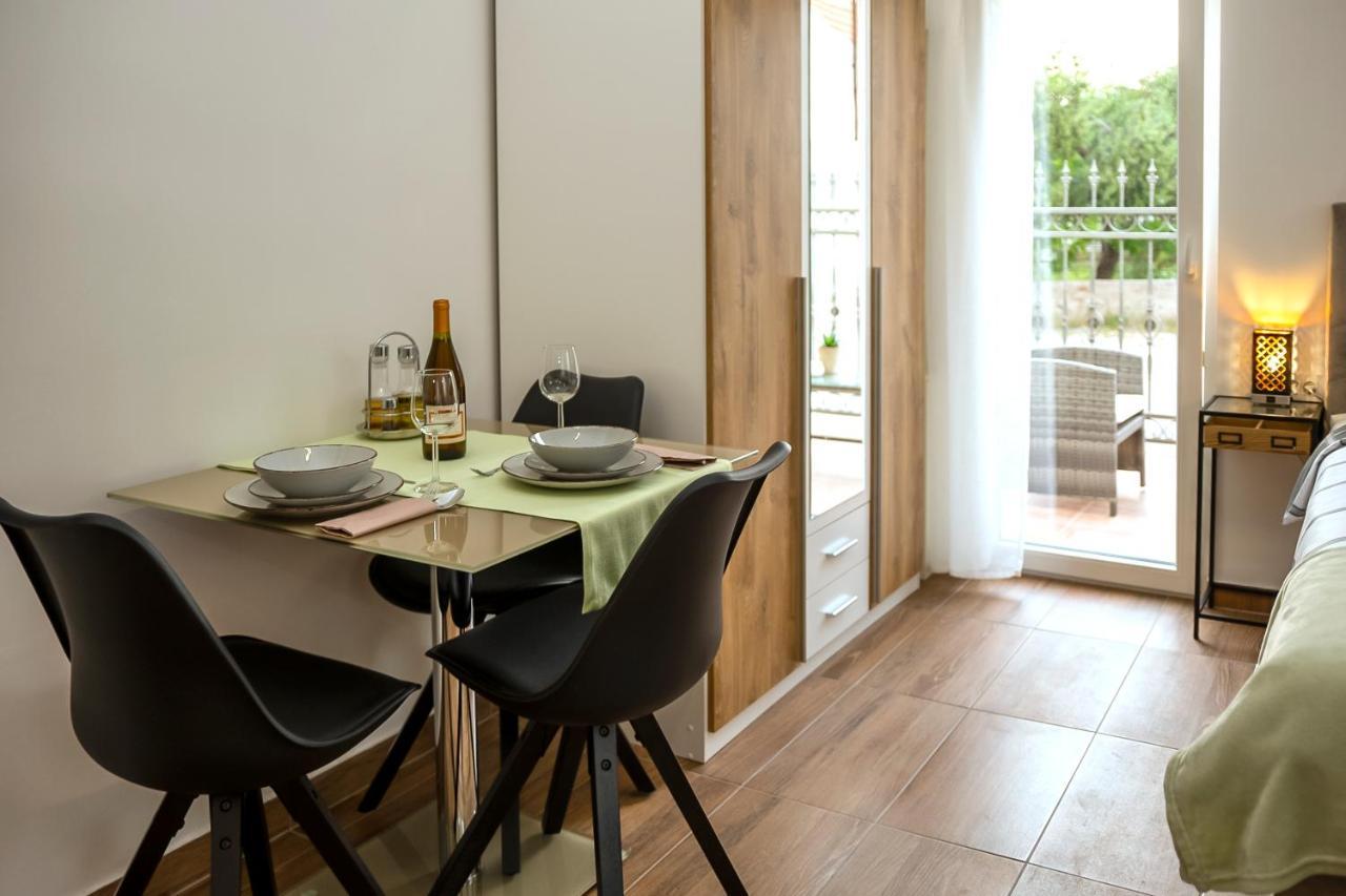 Apartments4You Vodice Luaran gambar