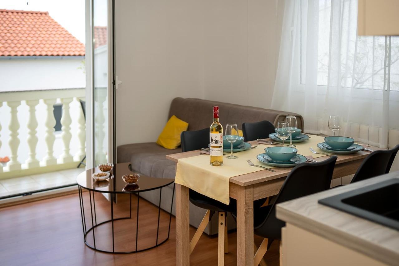 Apartments4You Vodice Luaran gambar