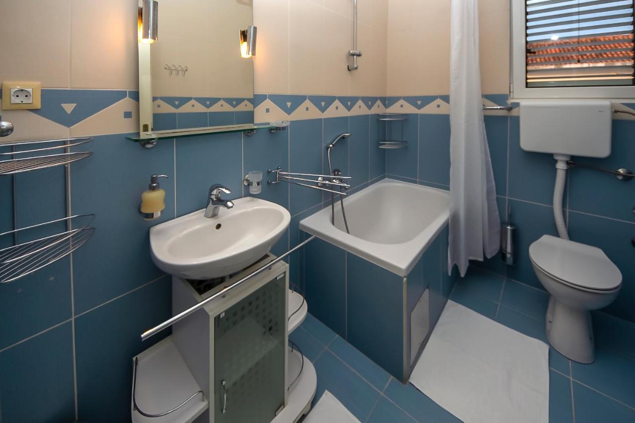 Apartments4You Vodice Luaran gambar
