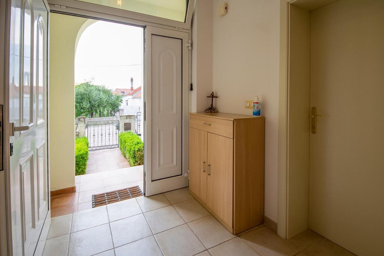 Apartments4You Vodice Luaran gambar