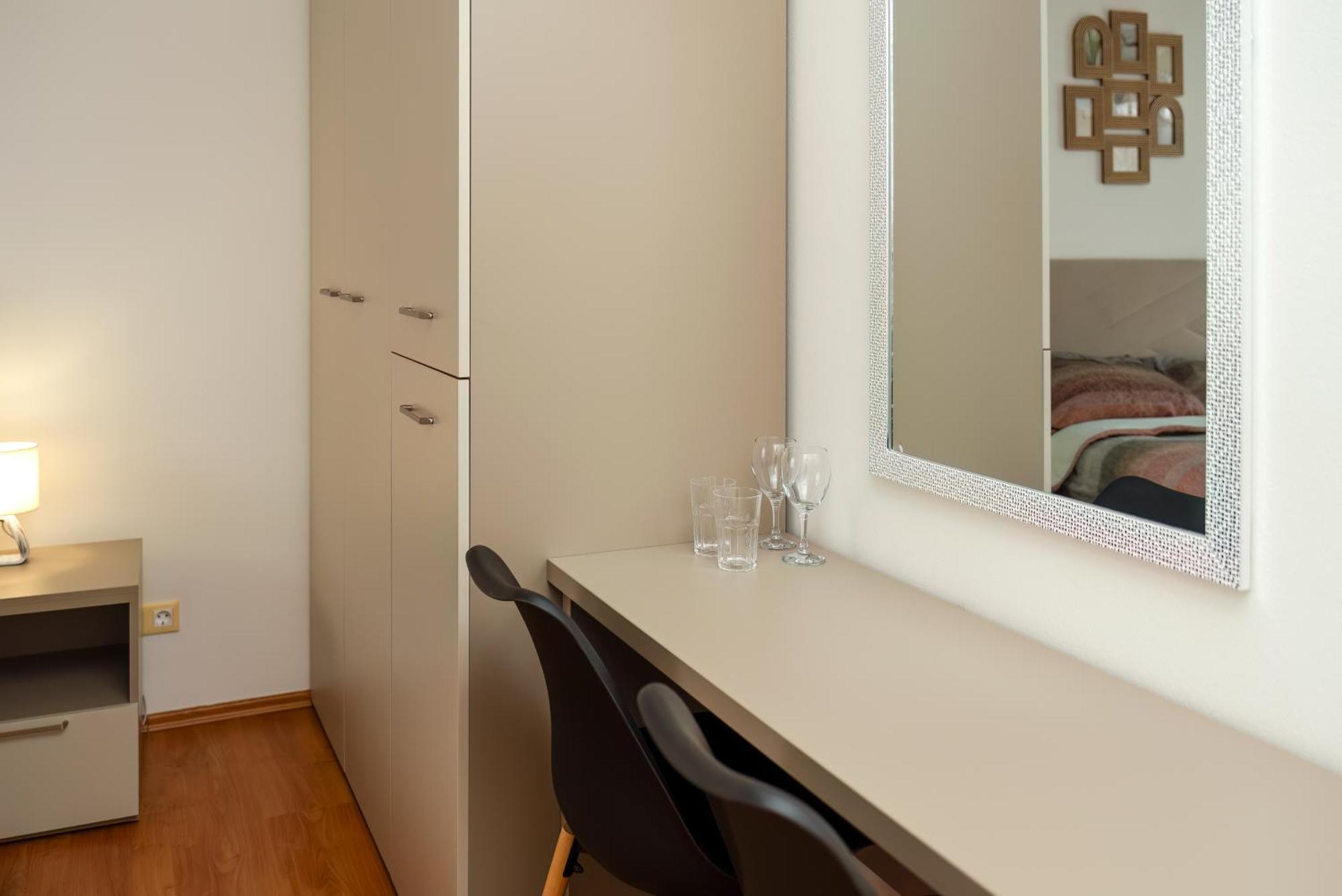 Apartments4You Vodice Luaran gambar