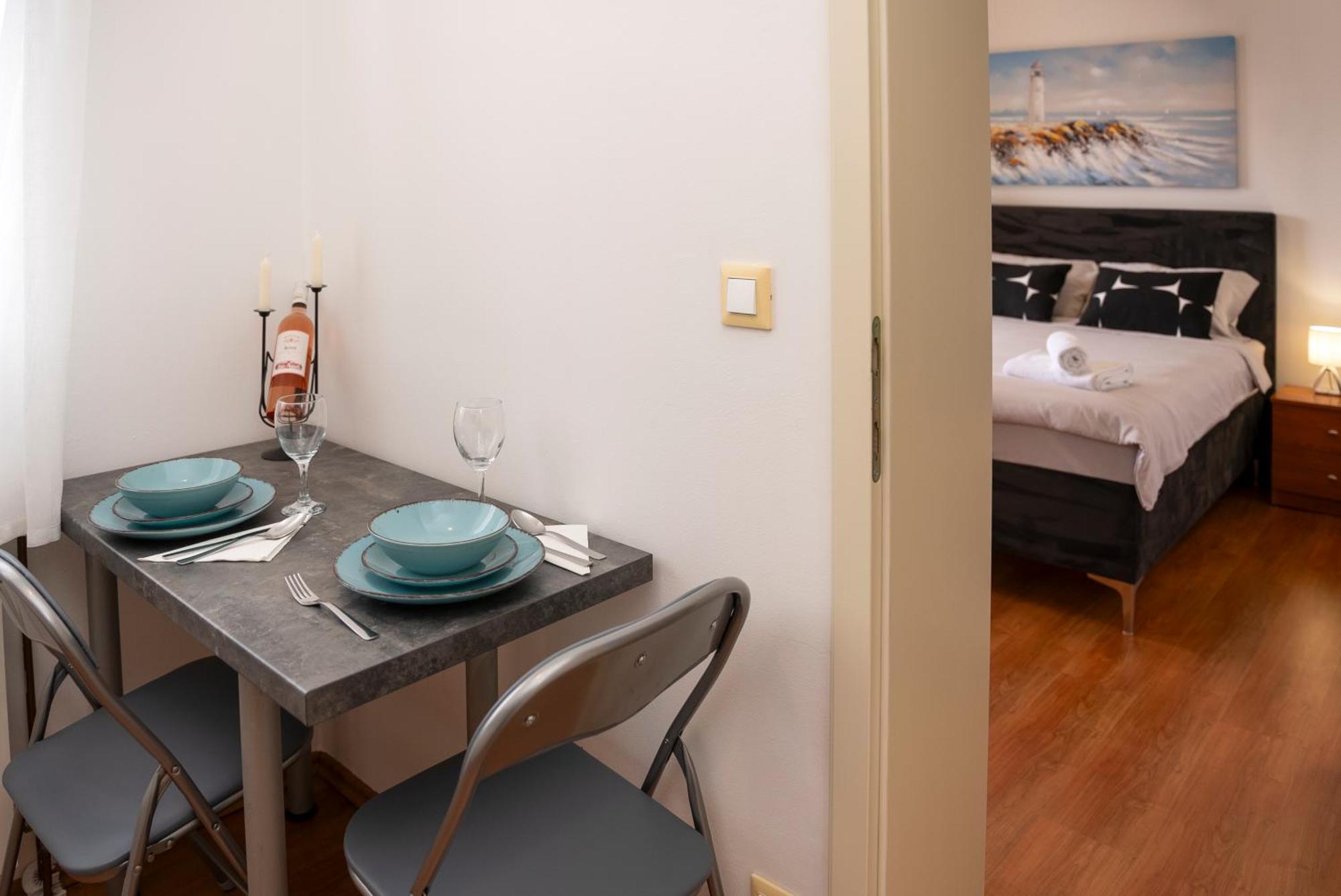 Apartments4You Vodice Luaran gambar