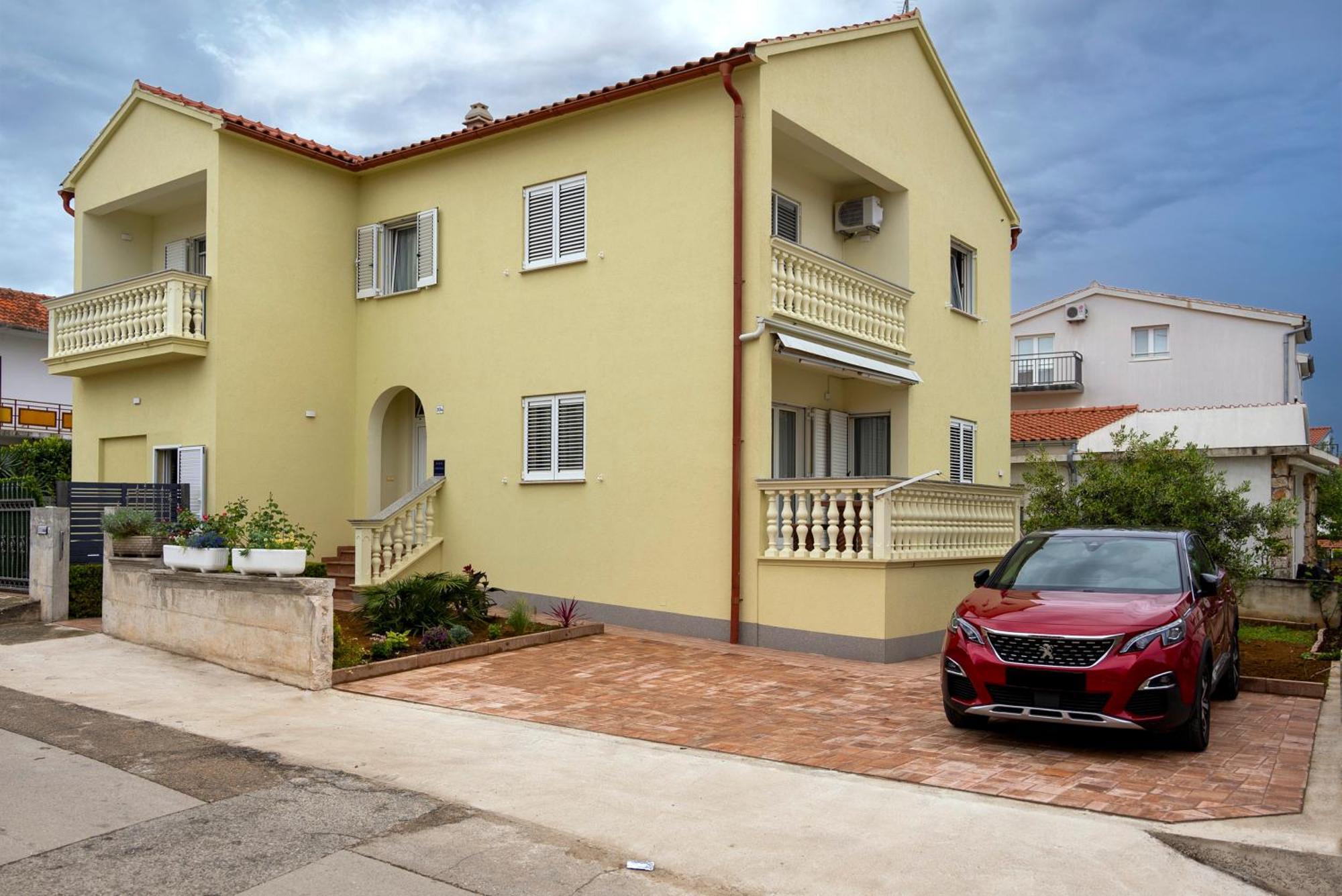 Apartments4You Vodice Luaran gambar